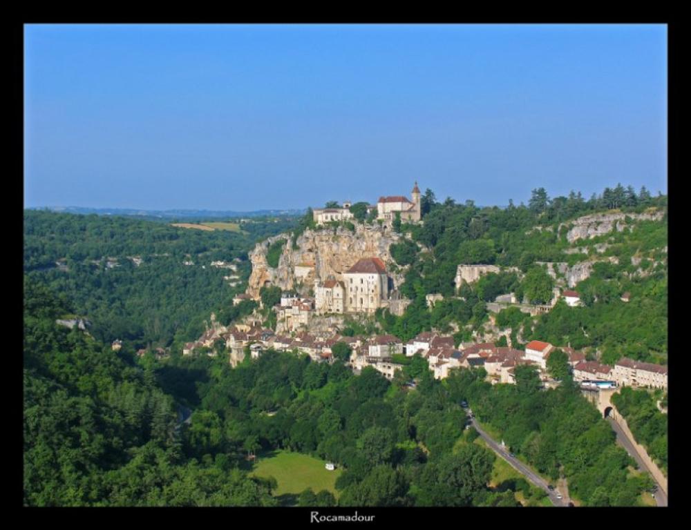 Image Camping Château de Lacomté Country Club