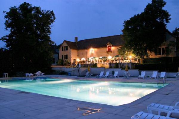 Image Camping Château de Lacomté Country Club