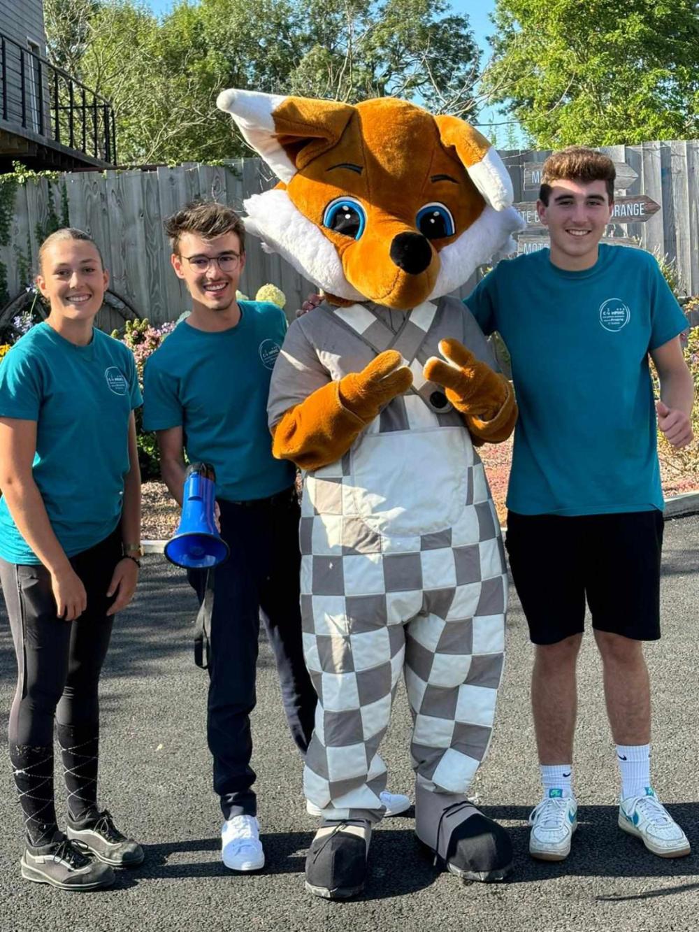 Image Camping Les Ptites Maisons Dans La Prairie***