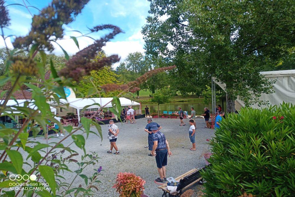 Image Camping LES ETANGS DE PLESSAC****