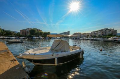 Photo Bungalows du Golfe / Camping Les Pruniers