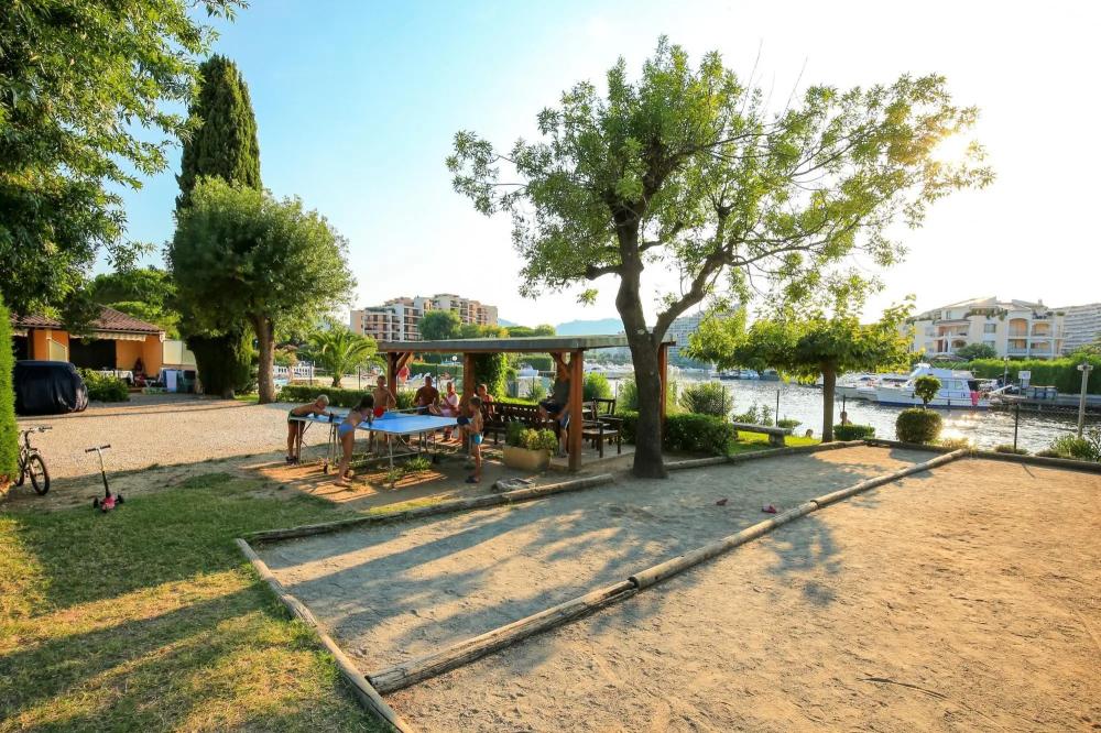 Image Camping Bungalows du Golfe / Camping Les Pruniers