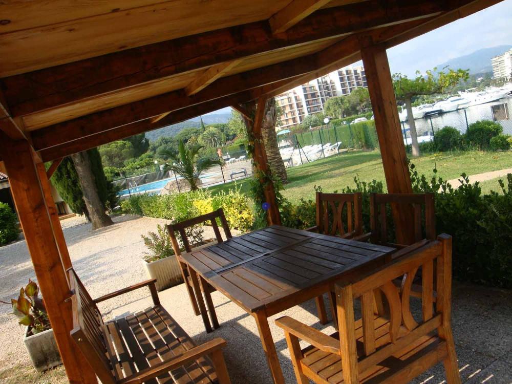 Image Camping Bungalows du Golfe / Camping Les Pruniers