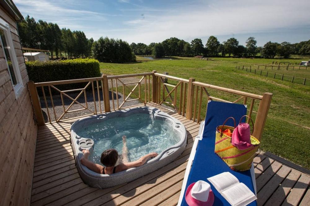 Image Camping Castel Camping Château de Lez Eaux