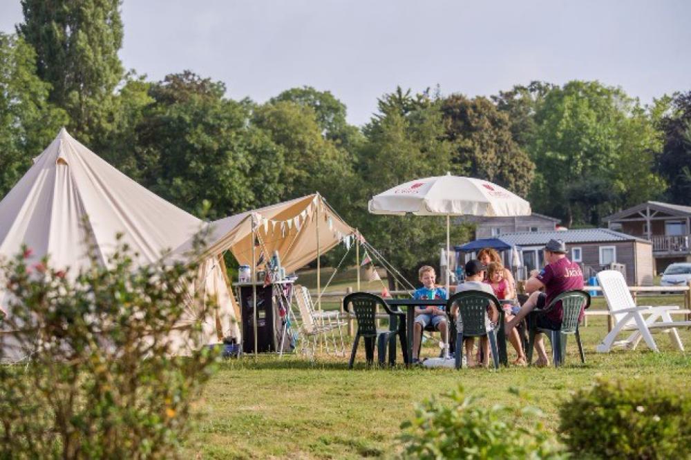 Image Camping Castel Camping Château de Lez Eaux