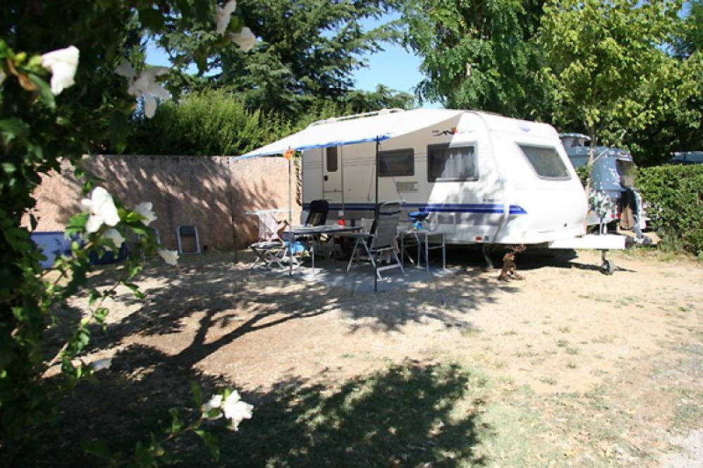 Image Camping Camping Du Théâtre Romain