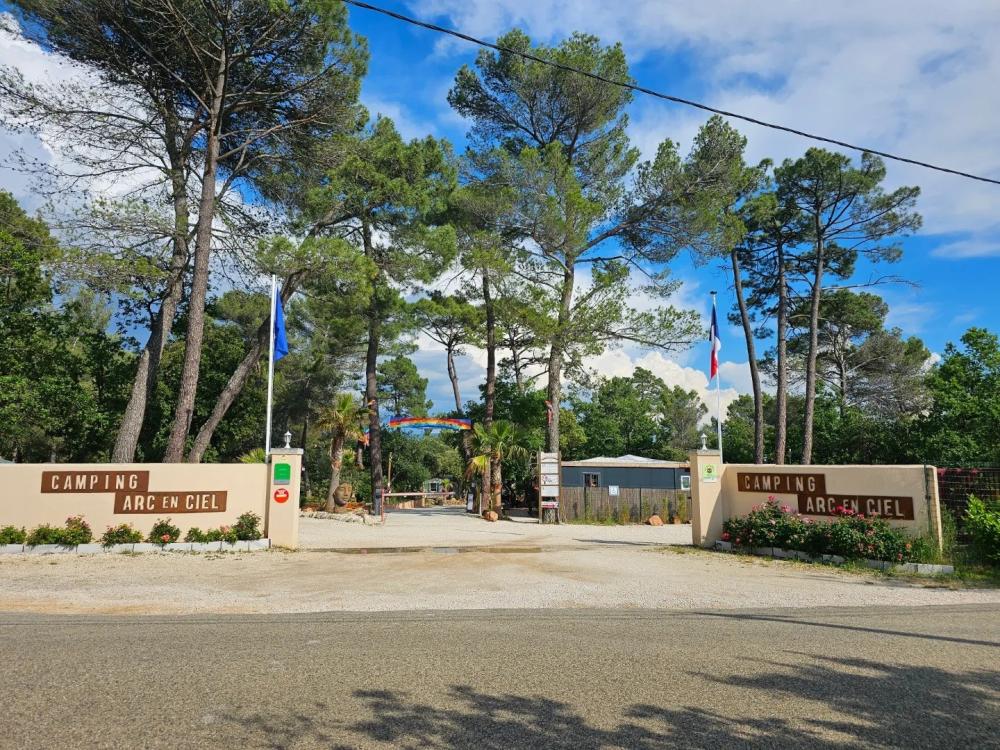 Image Camping Camping Arc en Ciel 